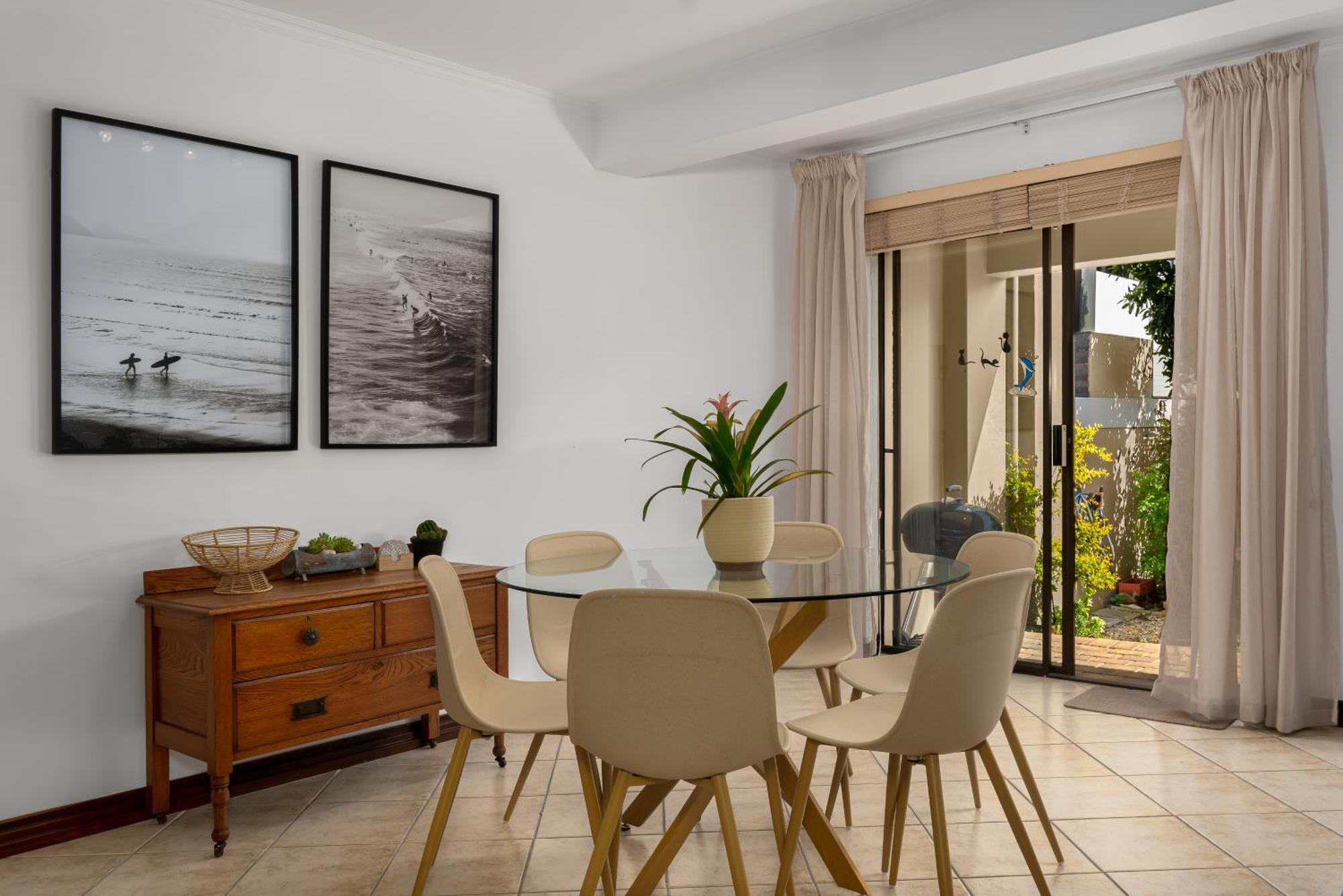 Bay Breeze - Waves Edge Apartment Cape Town
